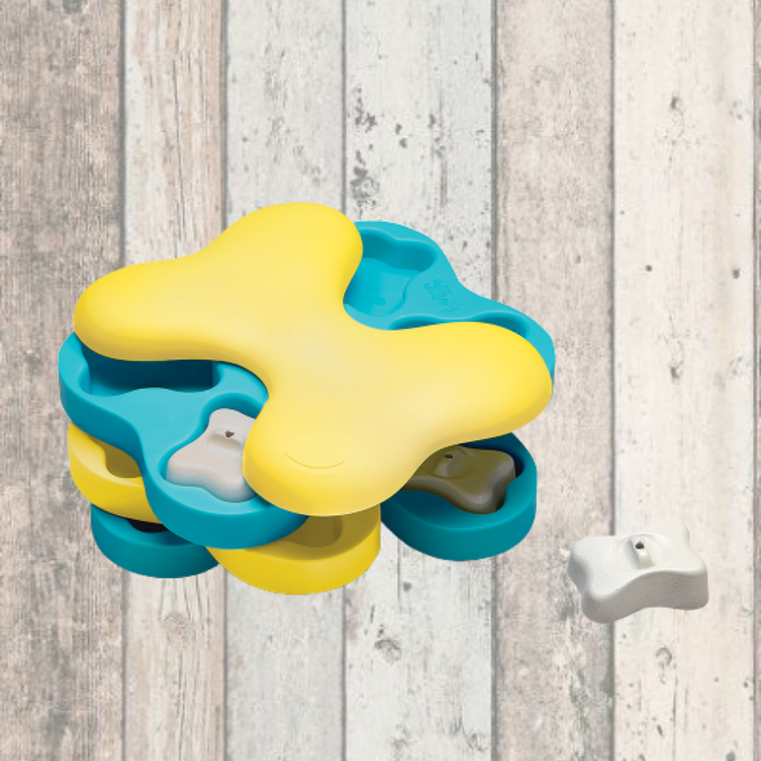 Dog tornado sales treat dispensing toy